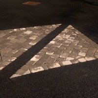 Deux triangles en pavés, Saint-Gilles-Croix-de-Vie, 2018