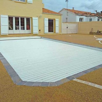 Terrasse de piscine à Saint-Hilaire-de-Riez