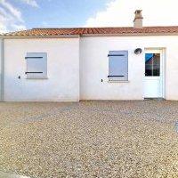 Cour et accès de garage en béton désactivé à Notre-Dame-de-Monts