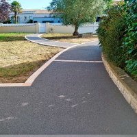 Accès maison en béton poreux aux Sables d’Olonne