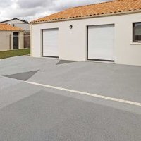 Terrasse et accès maison en béton, Coëx en Vendée