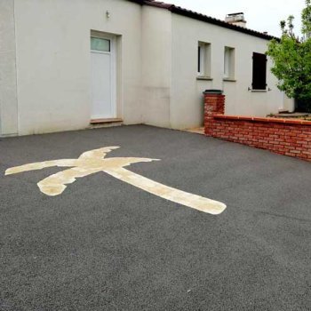 Accès de garage à Coëx