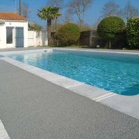 Terrasse de piscine en béton poreux, la Roche-sur-Yon, 2019