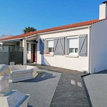 Préparation de terrain à Saint-Gilles-Croix-de-Vie