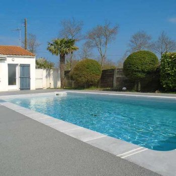 Plage de piscine