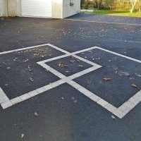 Cour et accès en enrobé à Sainte-Foy