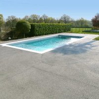 Terrasse de piscine en béton poreux, la Roche-sur-Yon, 2019